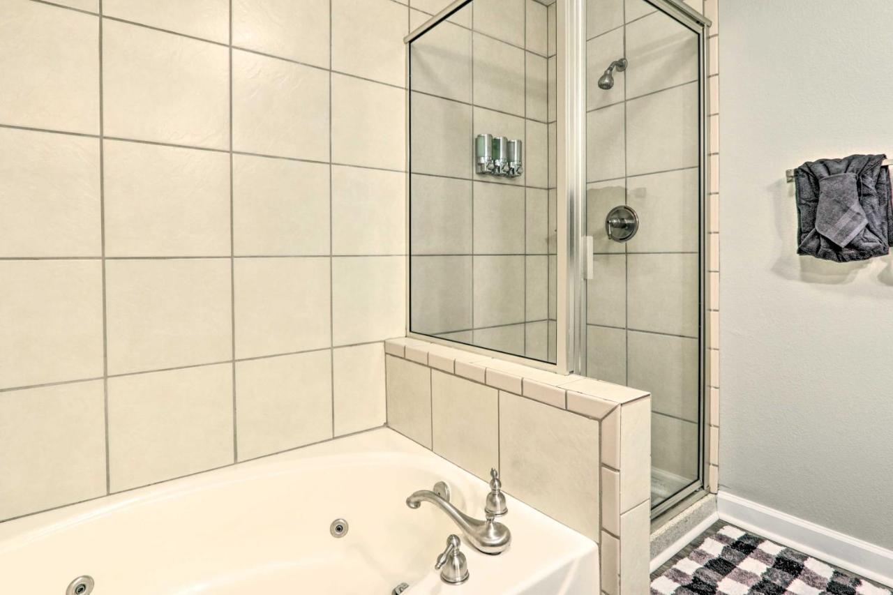 Downtown Pigeon Forge Condo With Pool Access! Dış mekan fotoğraf